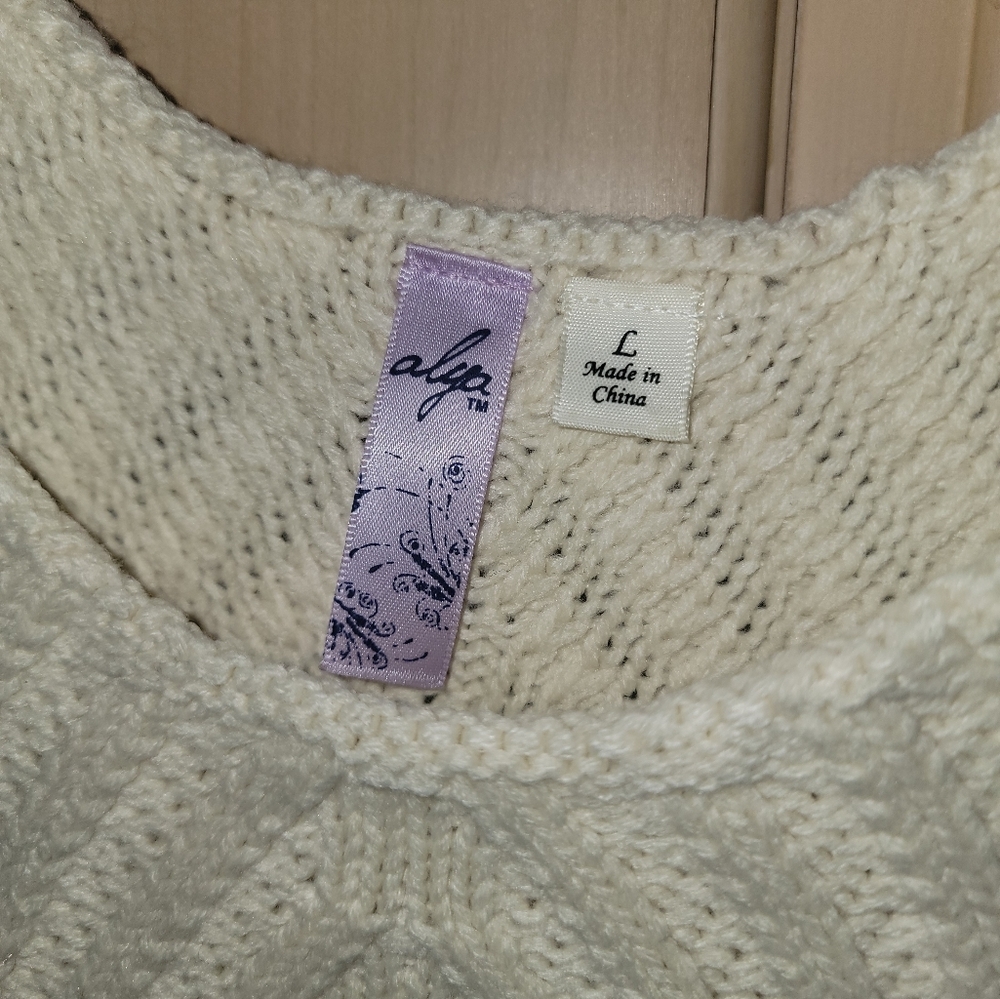 Misses L Alya off white pearl pretty soft Winter sweater Open Shoulders Femine - Picture 2 of 4